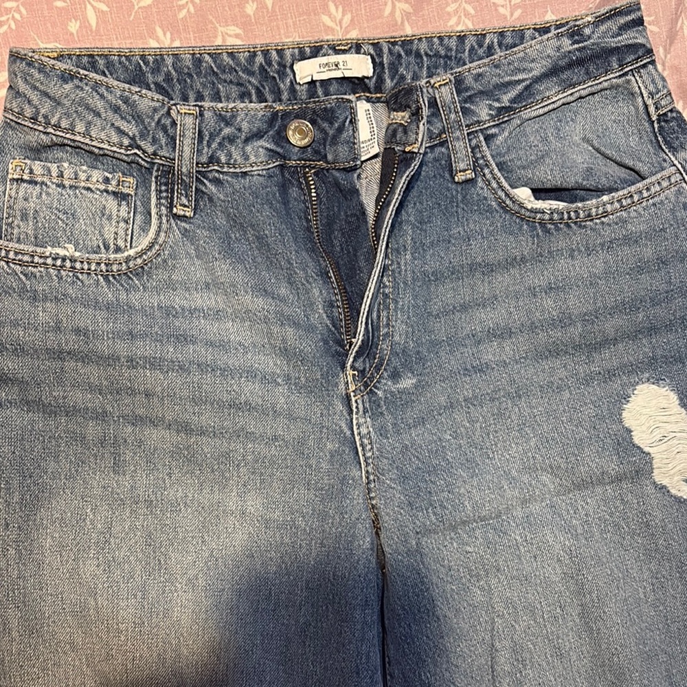 Forever 21 Ripped Denim Baggy Jeans